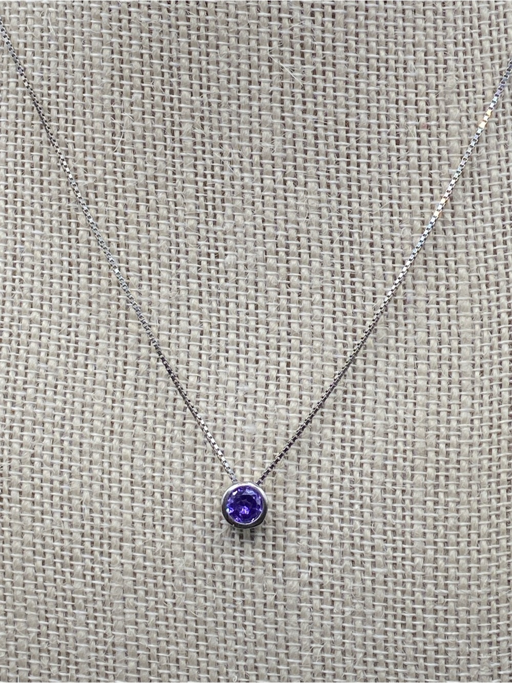 Sterling .925 Italian Box Chain Round Bezel Set Purple Stone Vintage 1990’s
